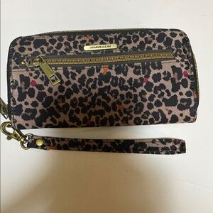 Travelon Leopard Print Wristlet